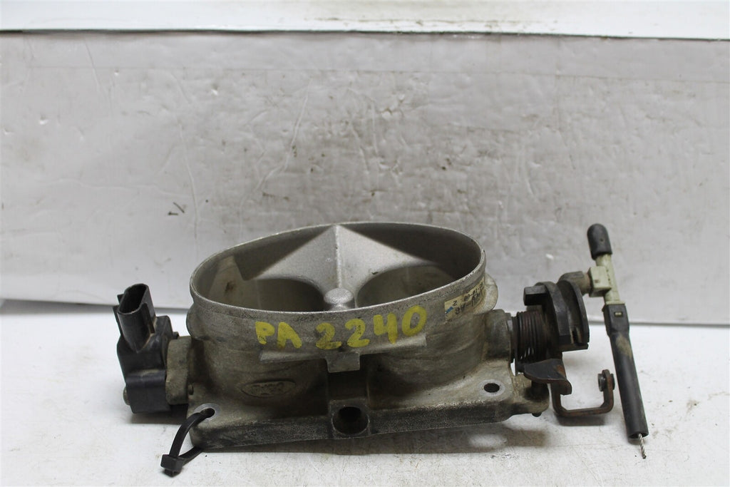 00-04 Ford F250SD F350SD Throttle Body Valve Assembly YC2UAB YC2UAC | 581 5A2-B1