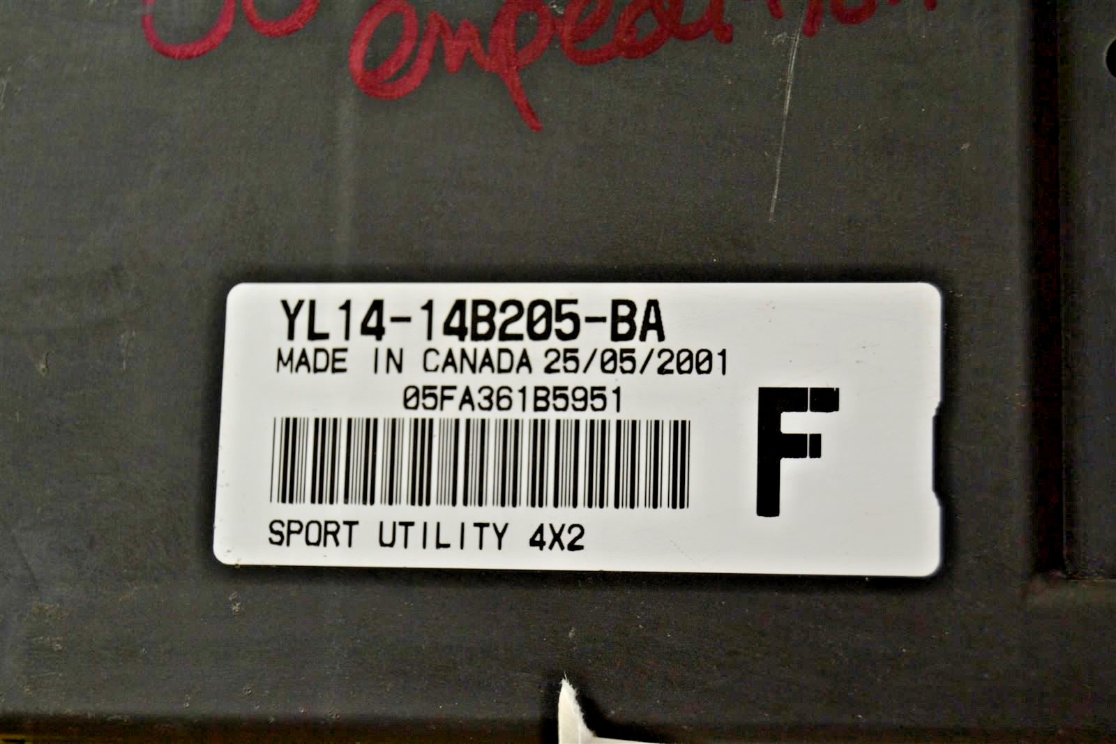 00-02 Ford Expedition Multifunction Front Elec Unit YL1414B205BA Module 04 5I2