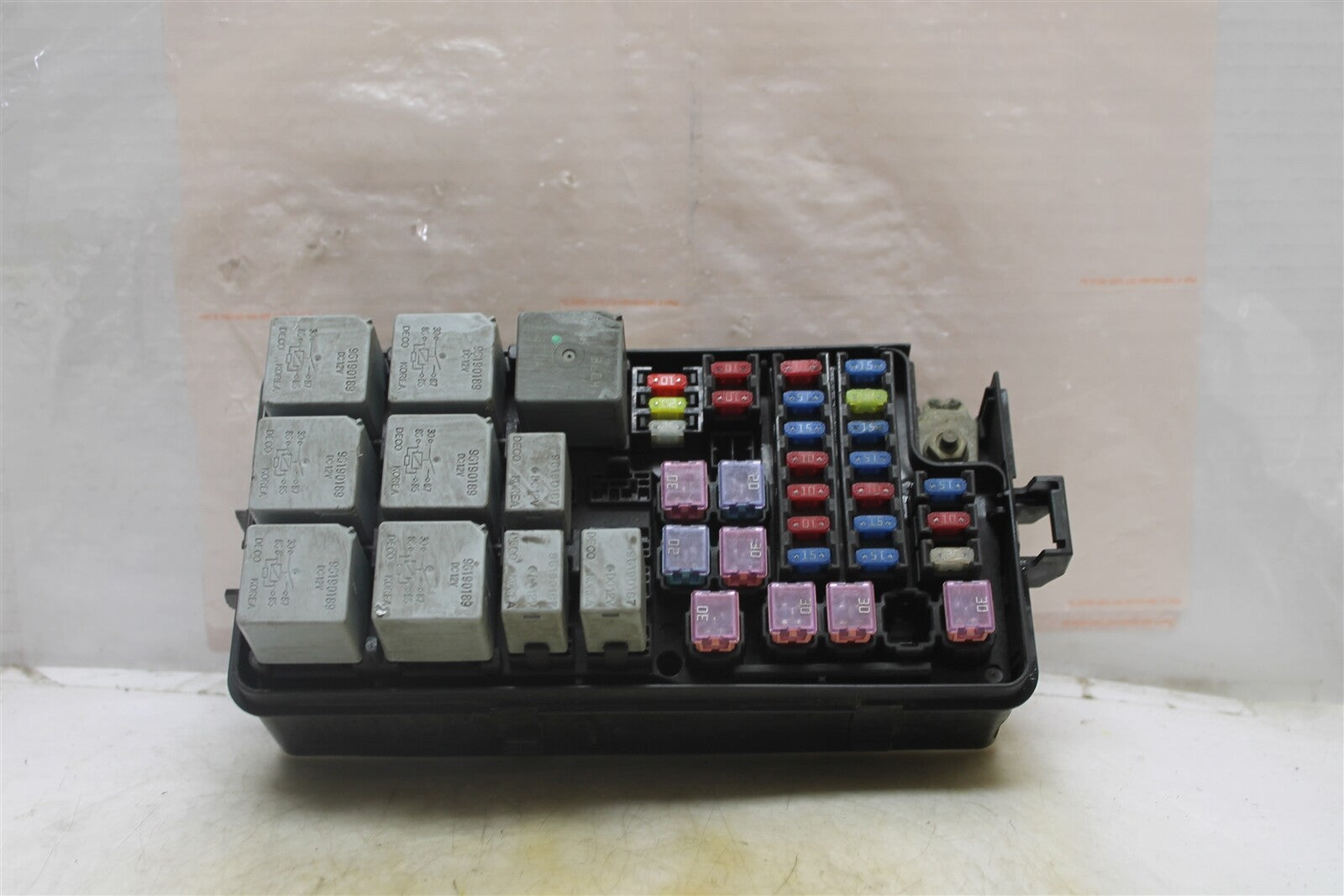 0025J200AN  Suzuki Forenza 2004-2008 Fuse Box Engine Compartment Unit 153 2G1-B5