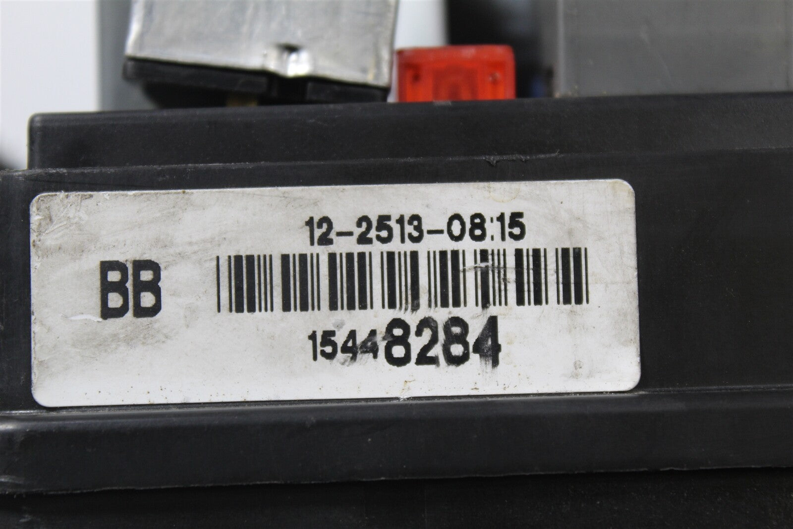 00-05 Cadillac Deville Fuse Box Junction Oem 15448284 Module 192 6C4 B3