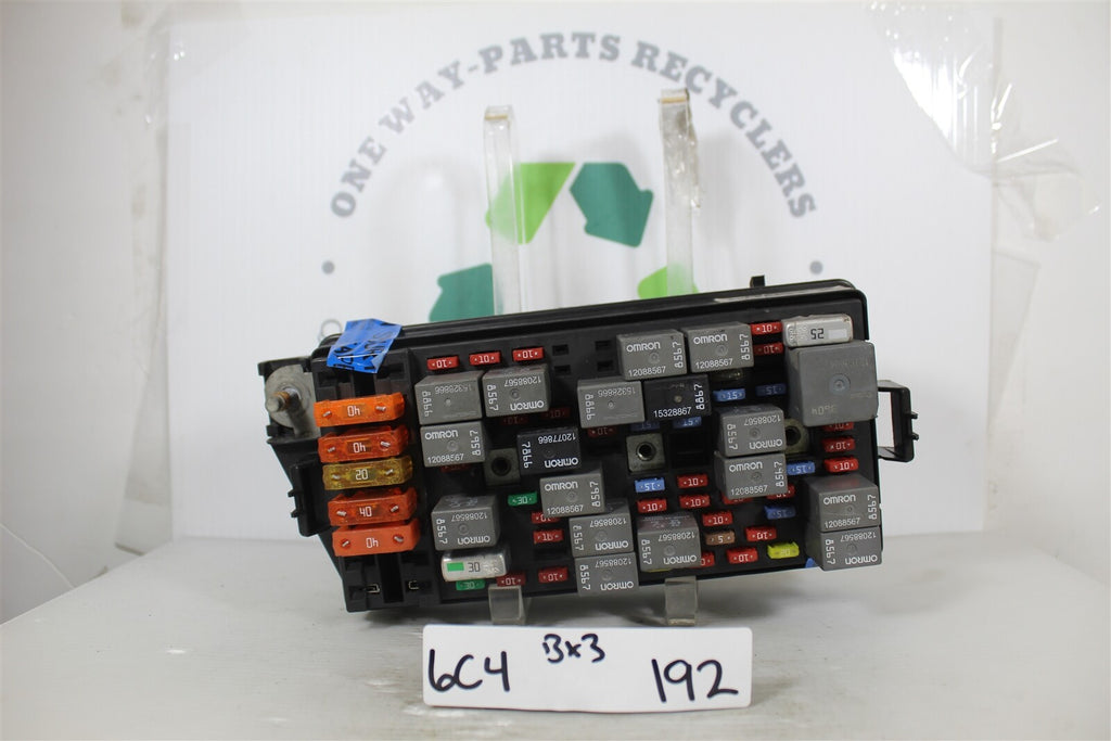 00-05 Cadillac Deville Fuse Box Junction Oem 15448284 Module 192 6C4 B3