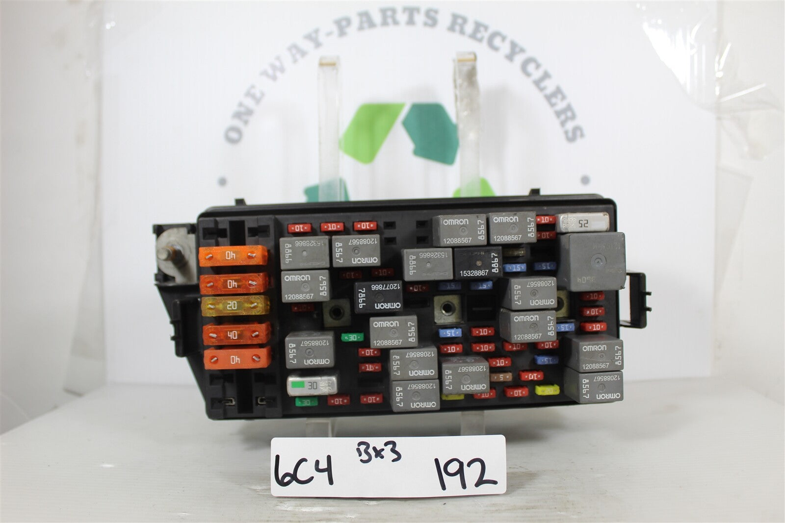 00-05 Cadillac Deville Fuse Box Junction Oem 15448284 Module 192 6C4 B3