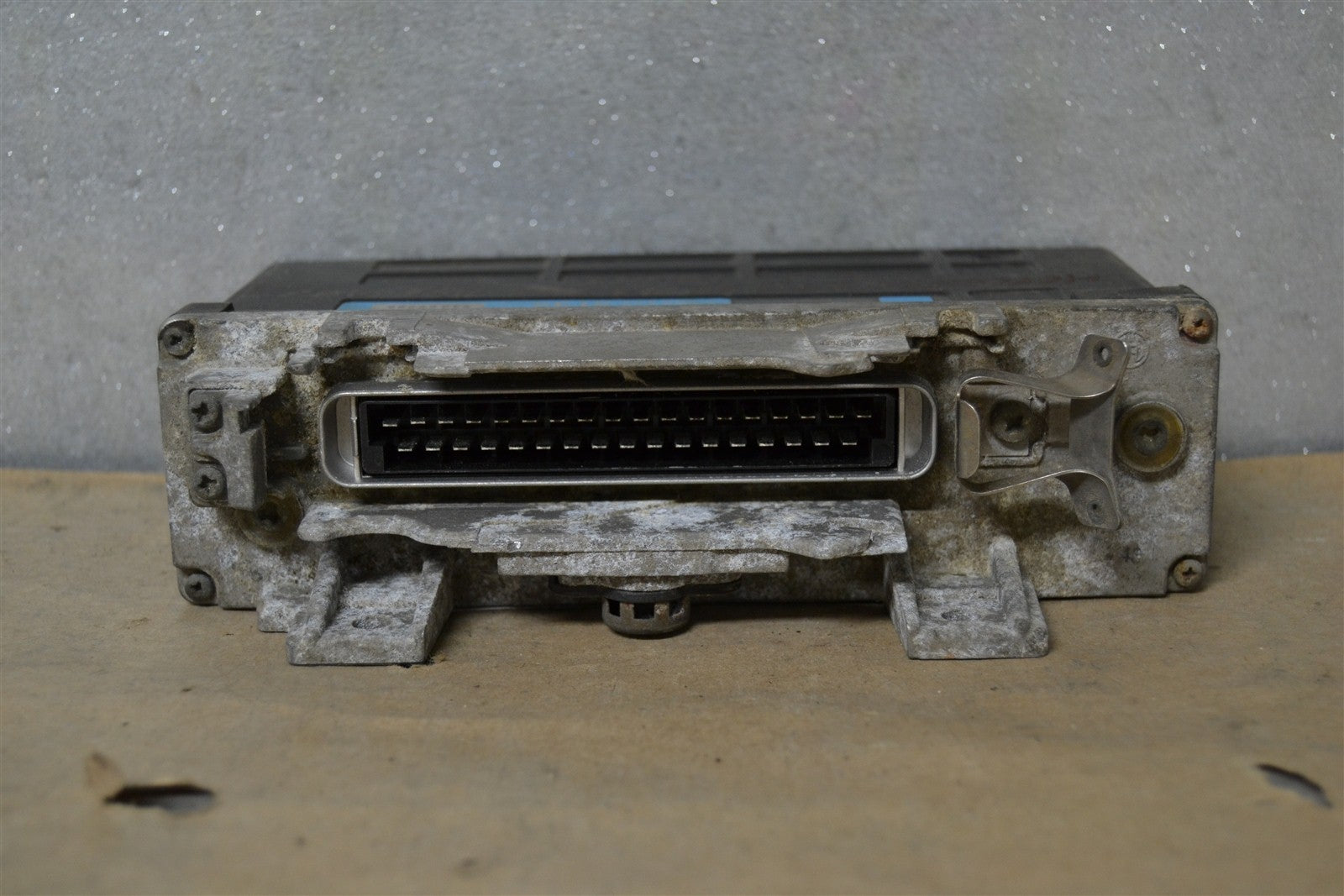 0055452132  Mercedes W124-W126  1986-93ABS Braking system Module 59 10A3