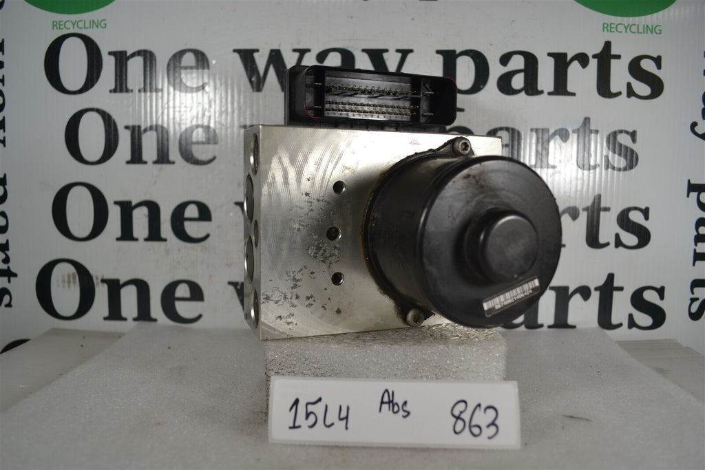 00009287D2 MERCEDES C-Series 02-05 ABS AntiLock Brake PUMP CONTROL OEM 15L4 863