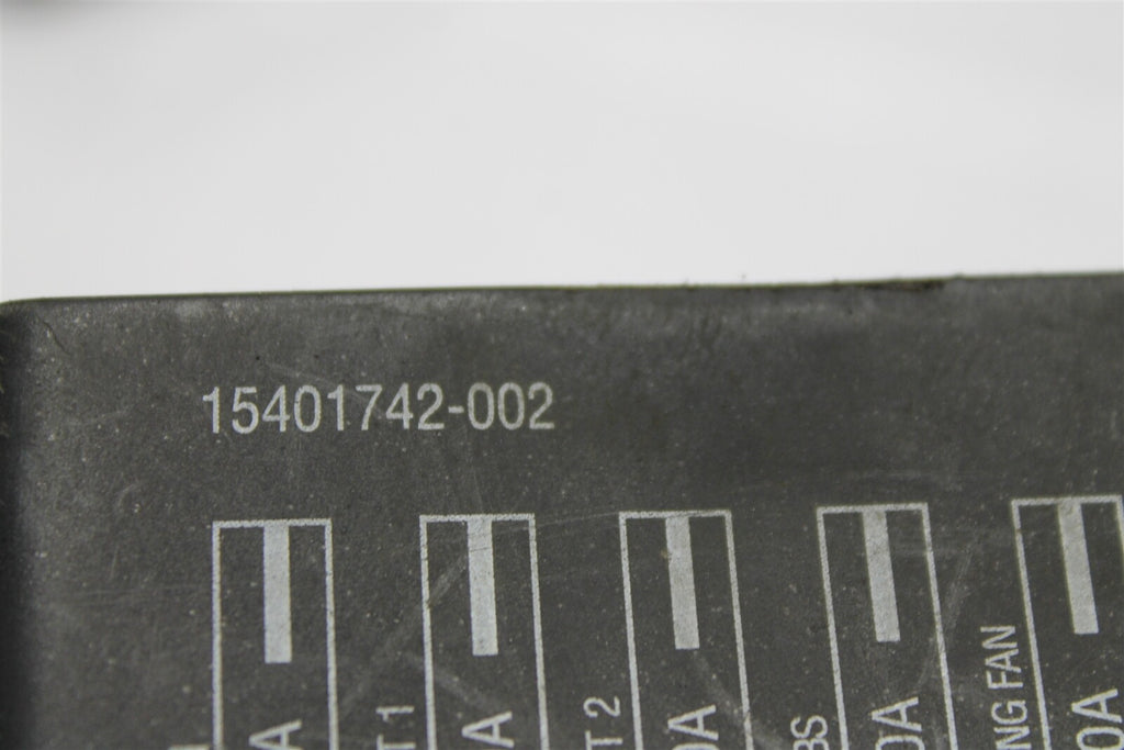 00-05 Chevrolet Cavalier Sunfire Fuse Box Junction 15401742002 Module 828 2D5-B2