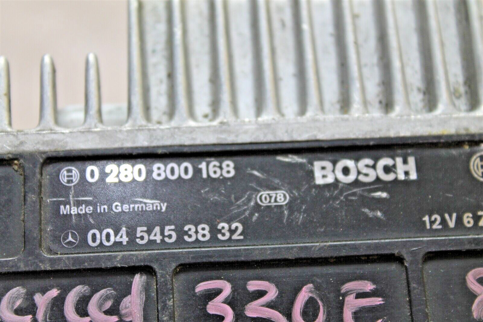 0045453832  Mercedes-300E  1986-1988 Engine Control Unit ECU Module 3o8 139 B1