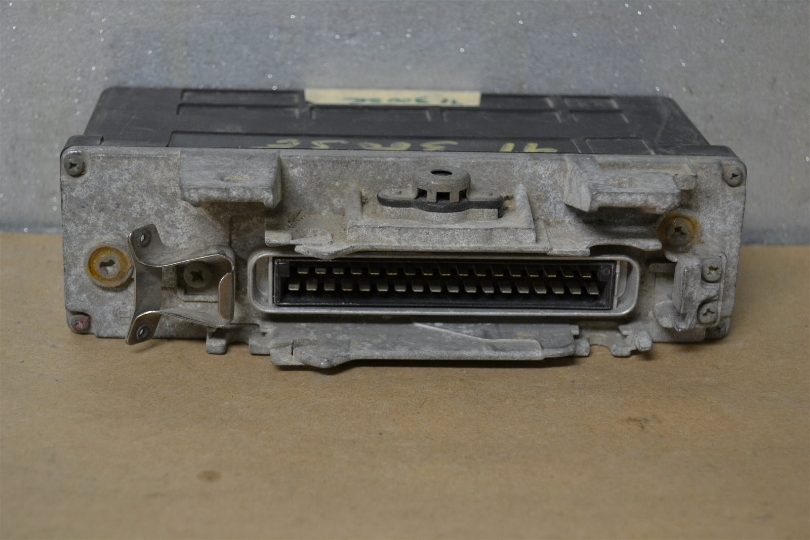 0055452132  Mercedes W124-W126  1986-93ABS Braking system Module  45 9E3